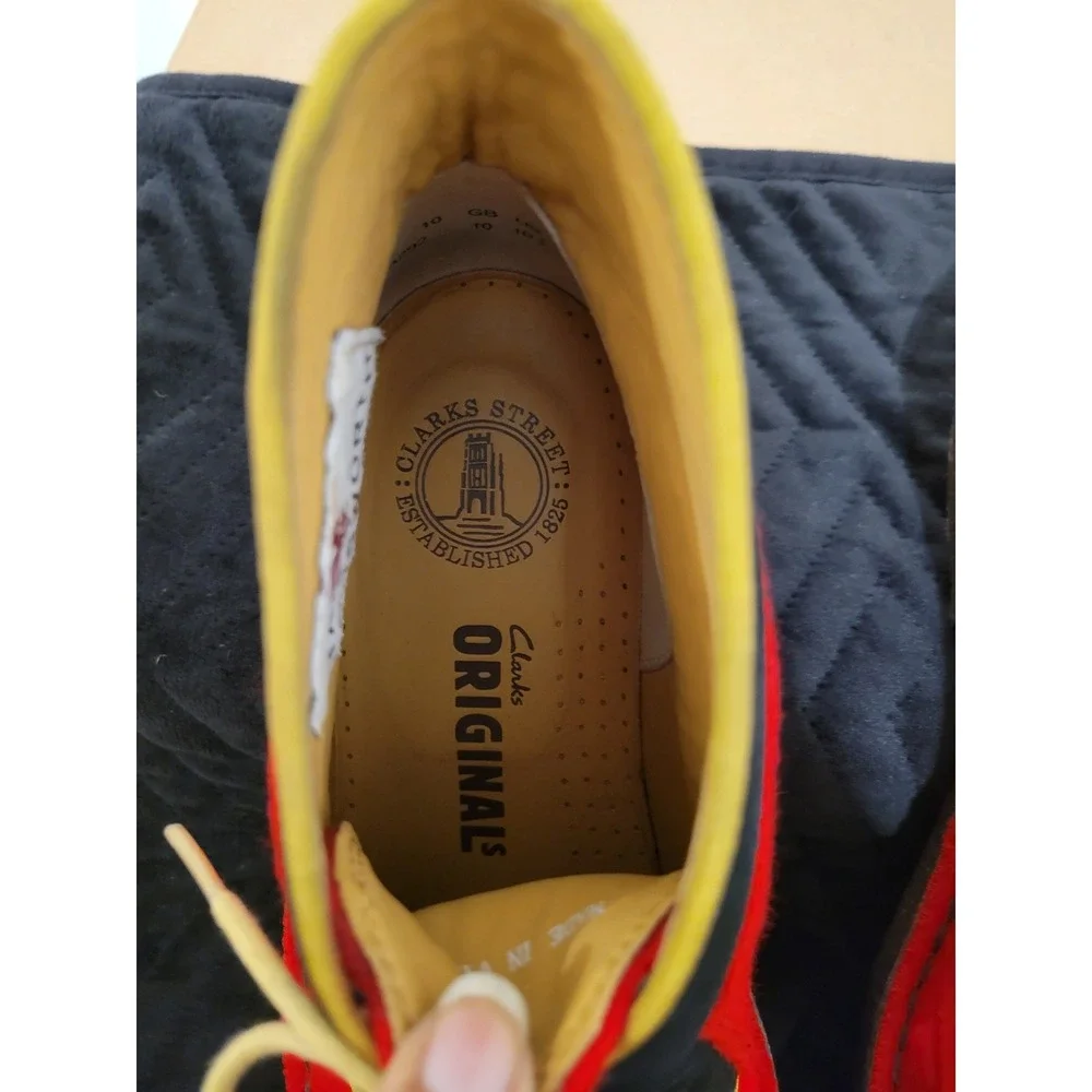 Clarks Mens 10.5 Hainsworth Wool Desert Boots The Beatles Inspired Sgt.‎ Pepper
